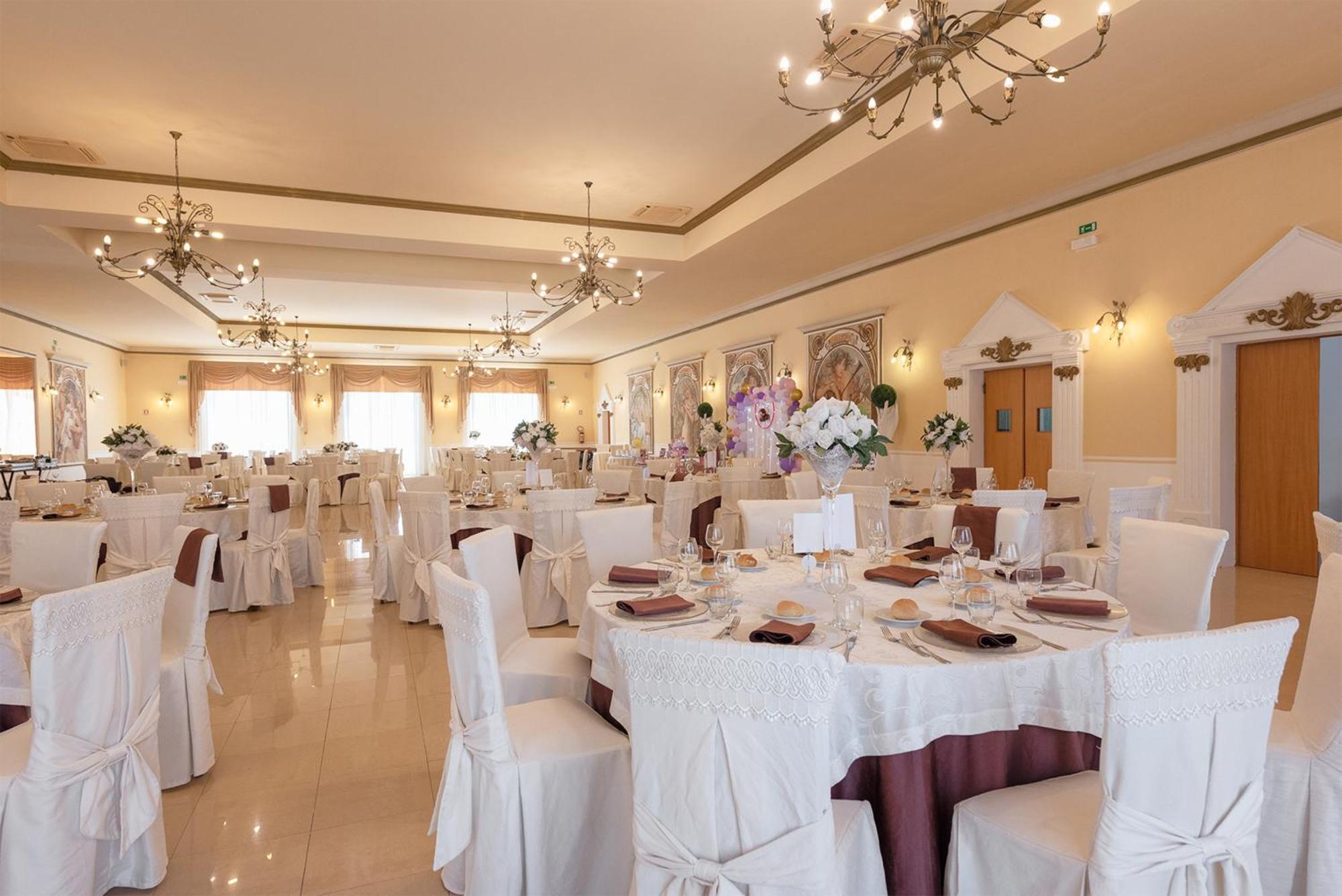 Hotel Le Muse Carpignano Salentino Kültér fotó