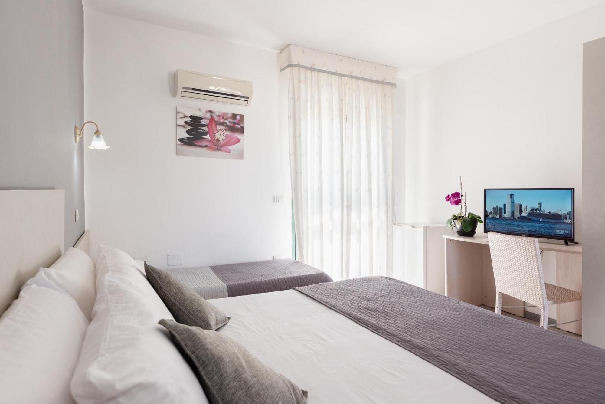 Hotel Le Muse Carpignano Salentino Kültér fotó